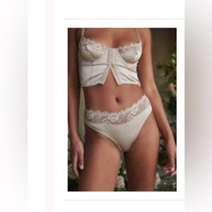 Kat the Label Bowie High Waist Antique - M (6 US)